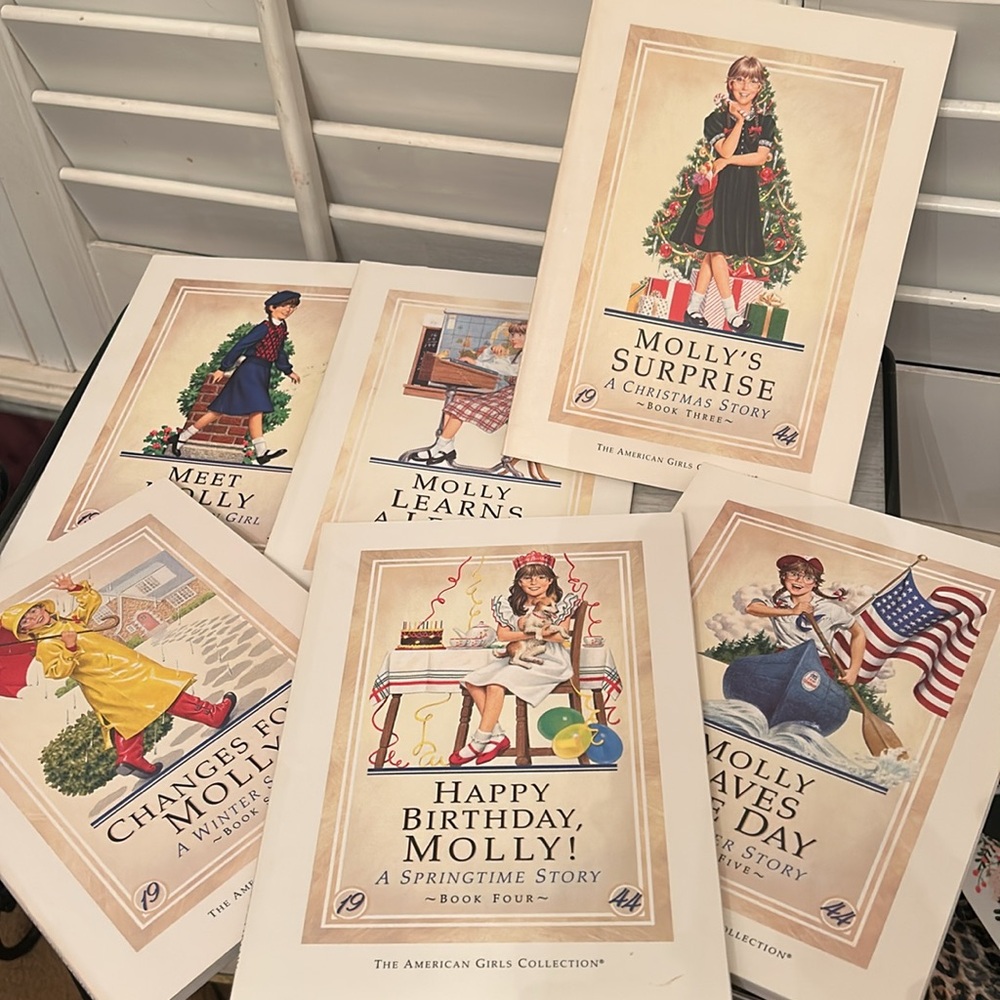 COPY - American Girl Molly Book Collection - Picture 11 of 11